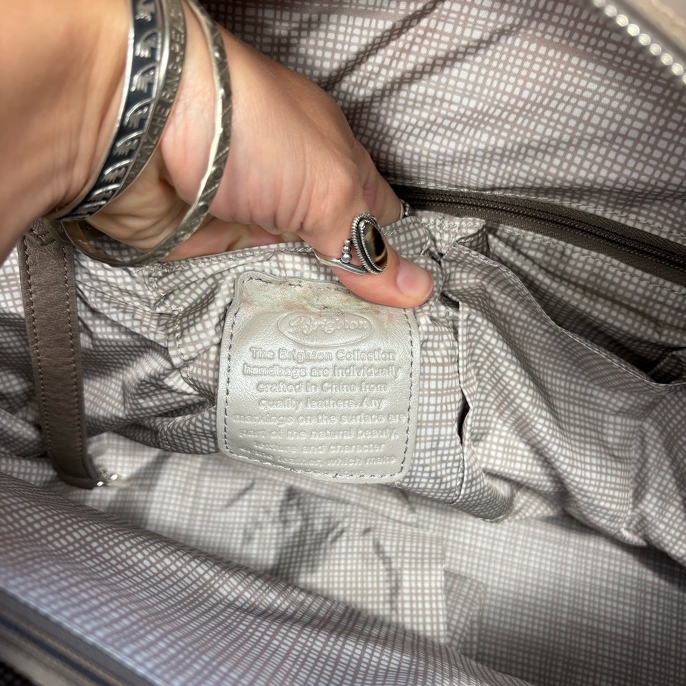 Brighton Metro Carry On Bag Overnight Duffle Weekender - Picture 11 of 16